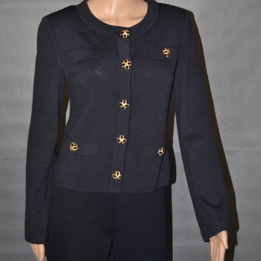 (FABULOUS) ST. JOHN COLLECTION BLACK  FIVE BUTTON JACKET 4 & PANTS 2 Suit